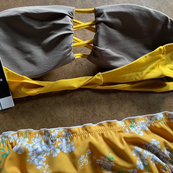 NWT yellow bikini swimsuit set - Picture 7 of 7